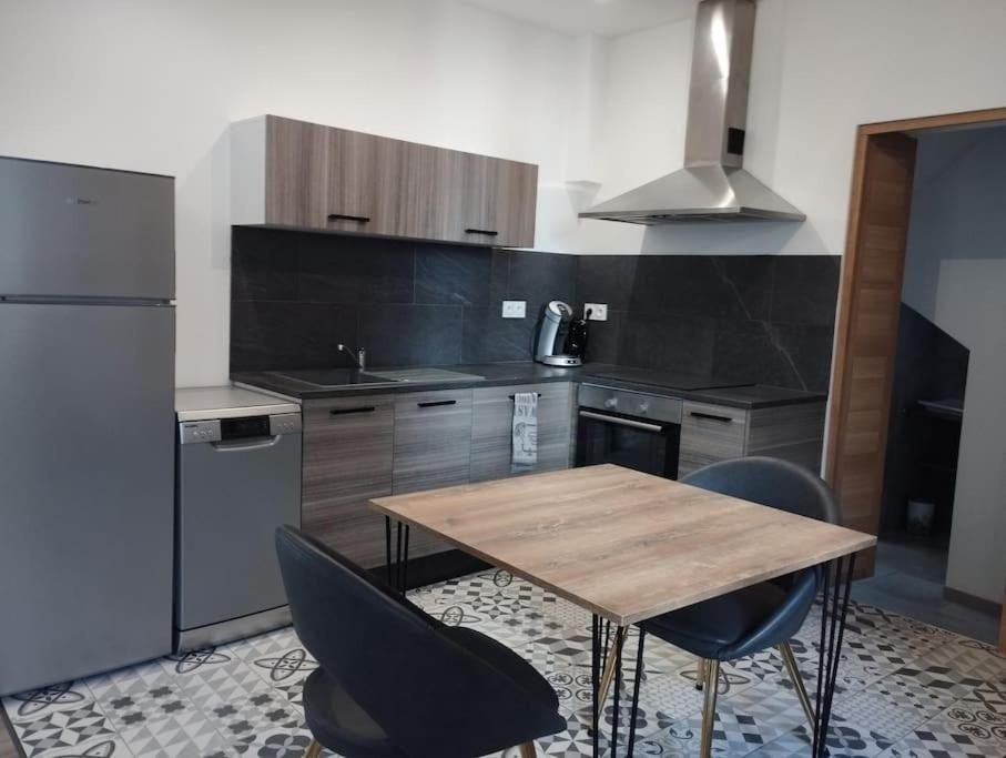 Appartement Avec Terrasse Malaucène Exteriör bild